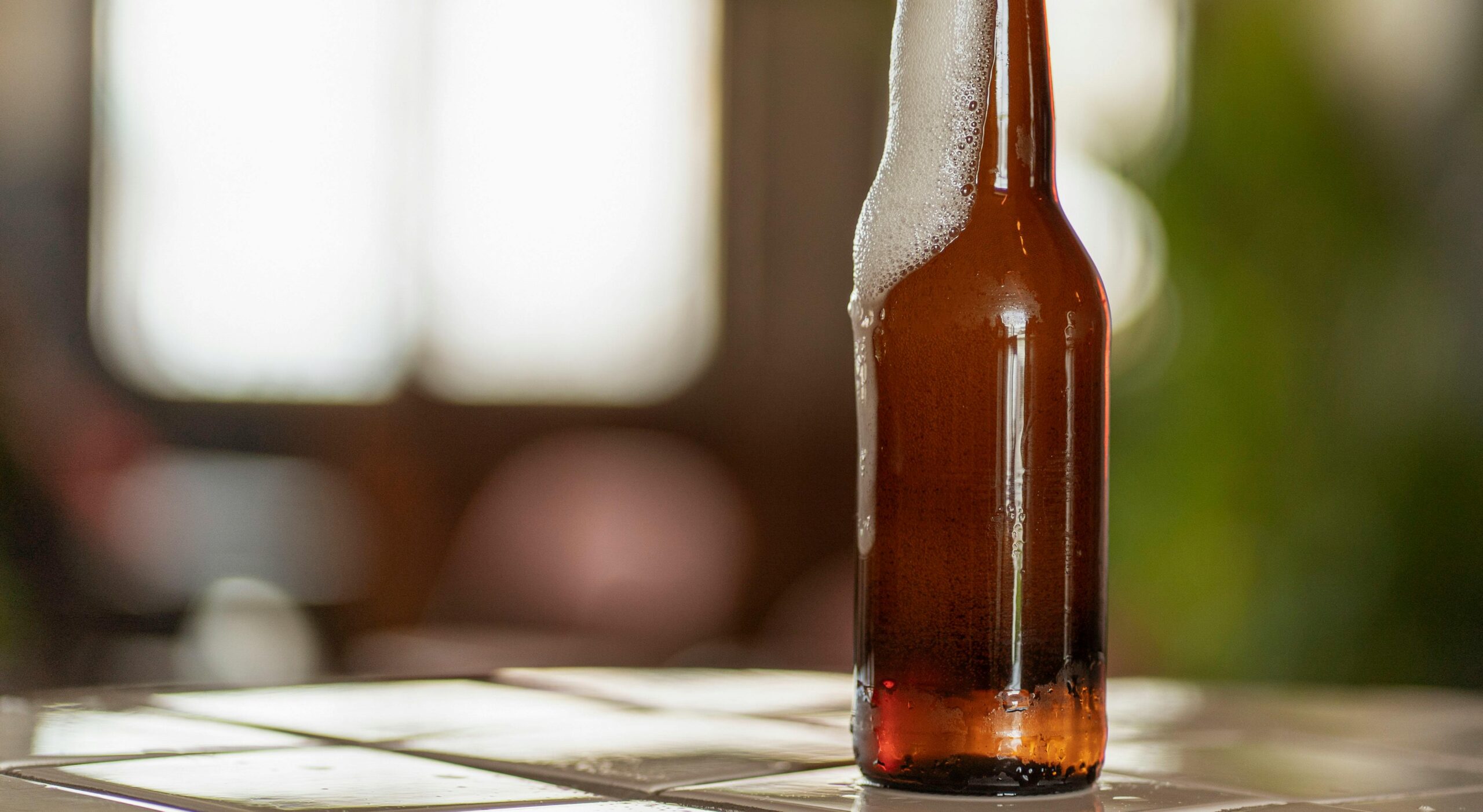 Kostenloses Stock Foto zu alkohol, bar, bier