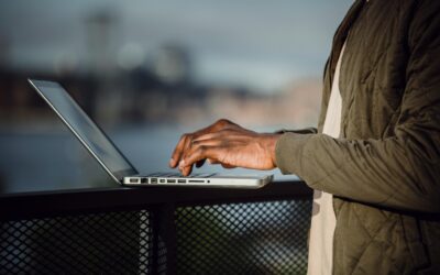 Künstliche Intelligenz im Online Marketing: Chancen und Risiken